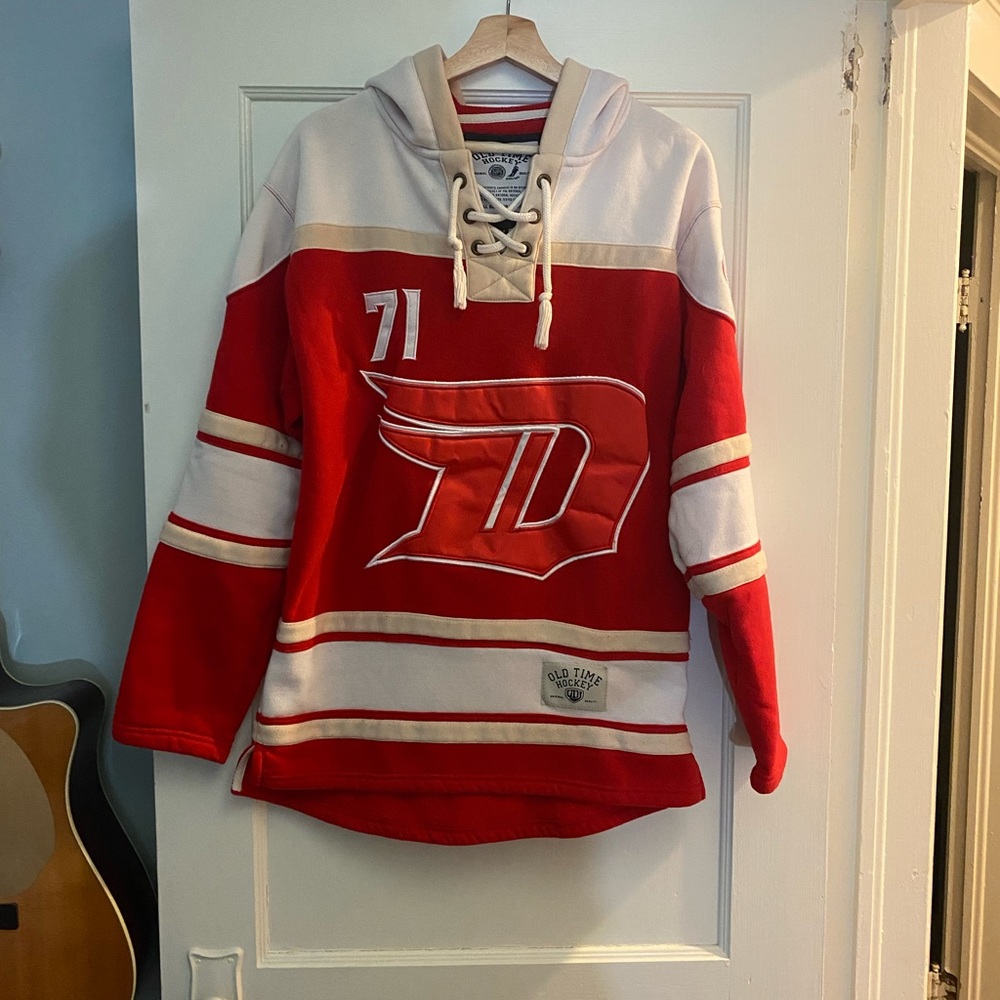 NHL Detroit Red Wings Dylan Larkin Hockey Hoodie Sweatshirt Size Medium